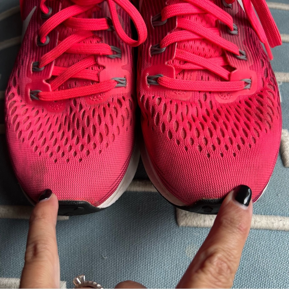 Nike Women's Sneakers in Pink and White - Picture 2 of 7